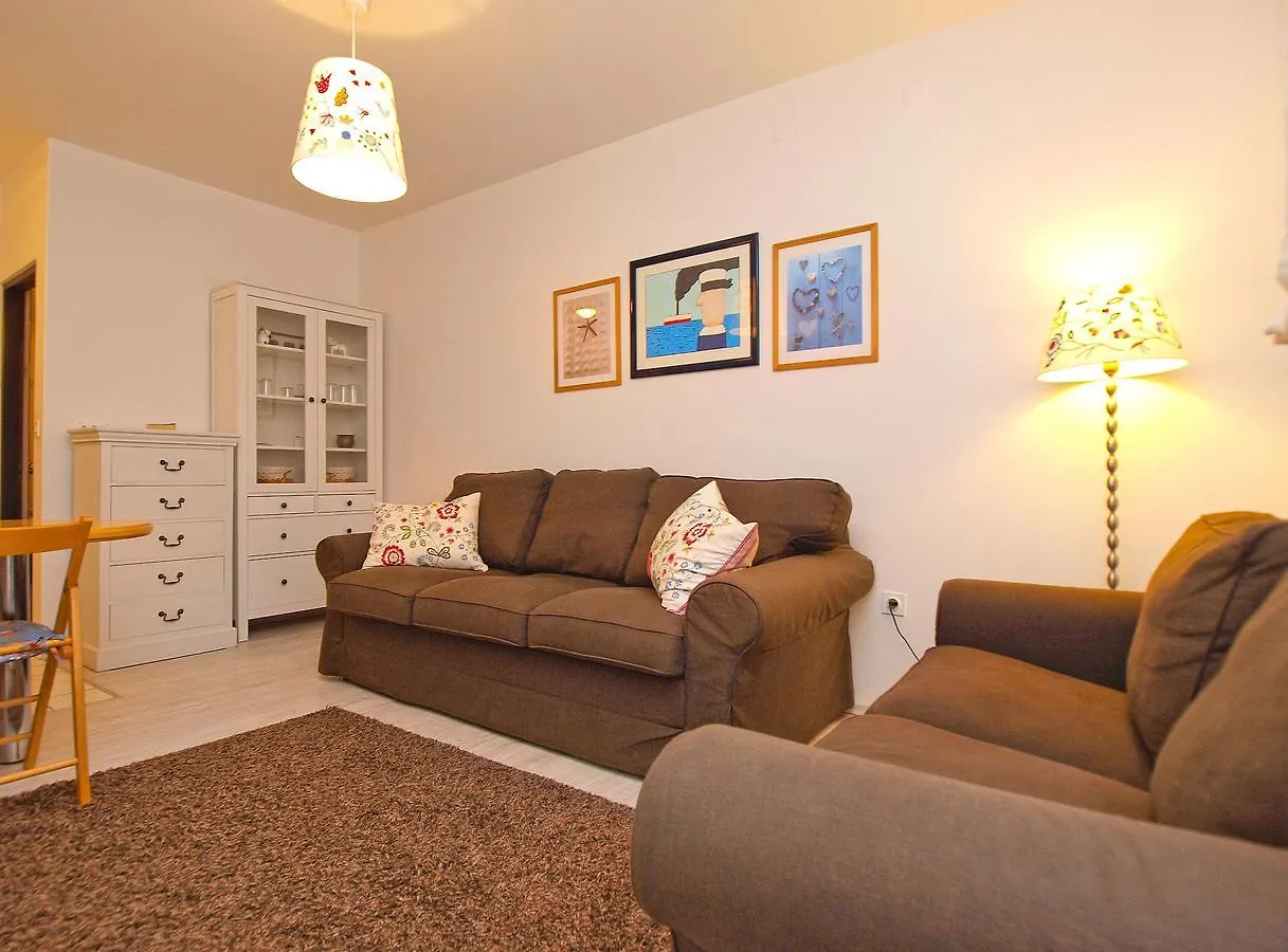 Apartments Josip 1544 Fazana